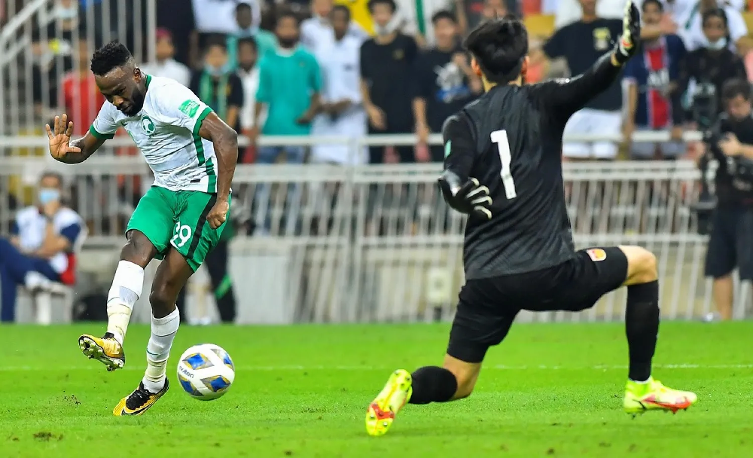 Saudi Arabia retained the last perfect record in the final phase of Asia's World Cup preliminaries after defeating China 3-2 victory in Jeddah. (SPA)