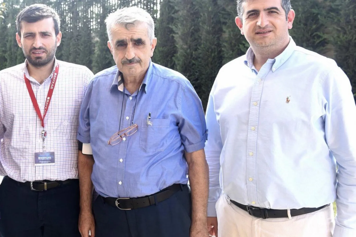 Selçuk Bayraktar ve Haluk Bayraktar'ın babası, Baykar Yönetim Kurulu Başkanı Özdemir Bayraktar vefat etti / Fotoğraf:  Twitter @haluk

