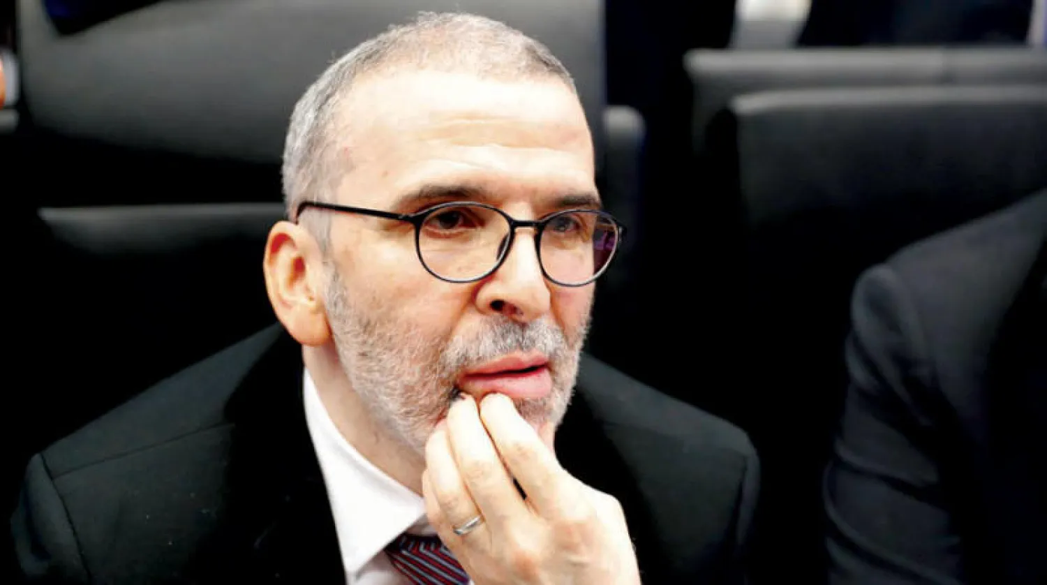 مصطفى صنع الله رئيس المؤسسة الوطنية للنفط المقال (رويترز)