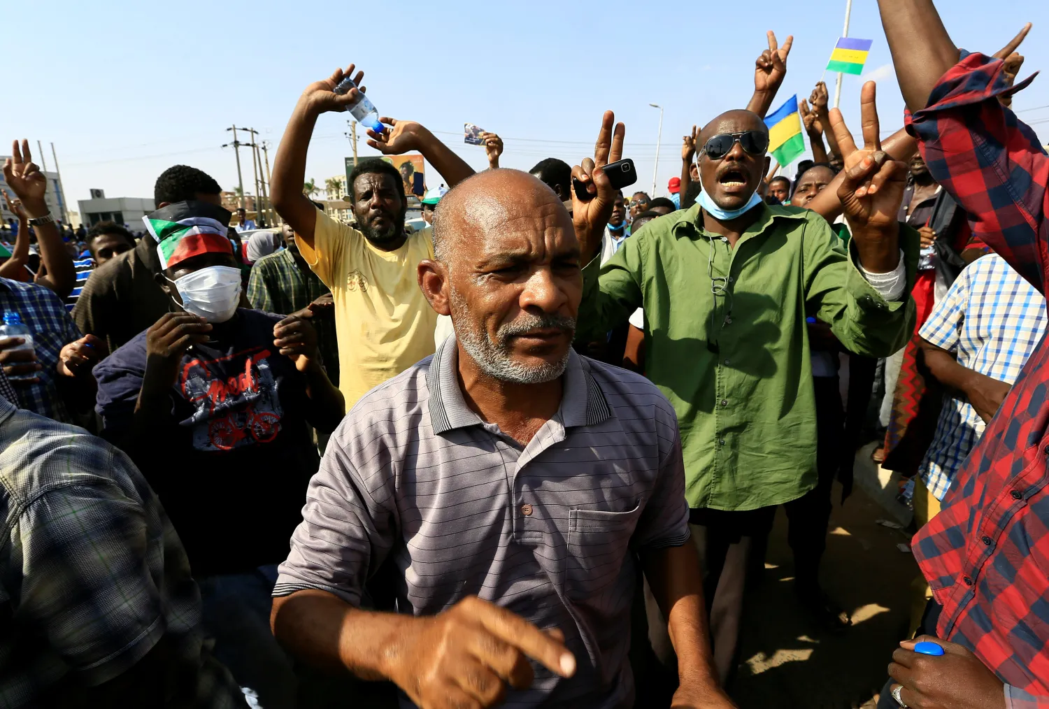 Demonstrators protest against prospect of military rule in Khartoum, Sudan October 21, 2021. REUTERS/Mohamed Nureldin Abdallah




