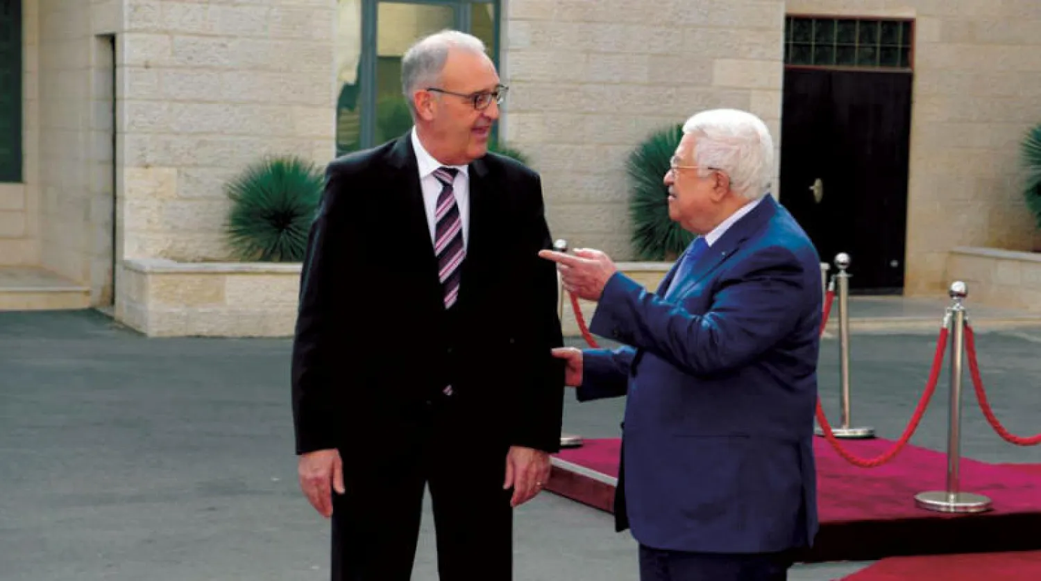 عباس لدى استقباله الرئيس السويسري غي بارميلين في رام الله (وفا)