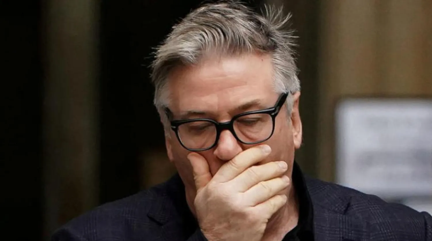 ایلیک بالڈون کو دیکھا جا سکتا ہے (رائٹرز)