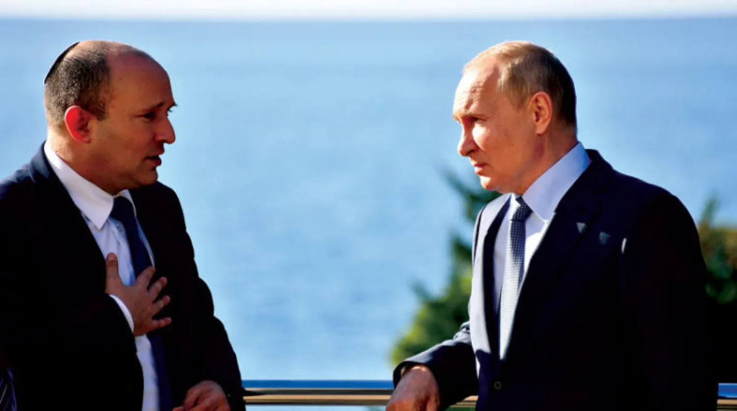 بوتين وبنيت في لقائهما الأول في سوتشي مؤخراً (أ.ب)