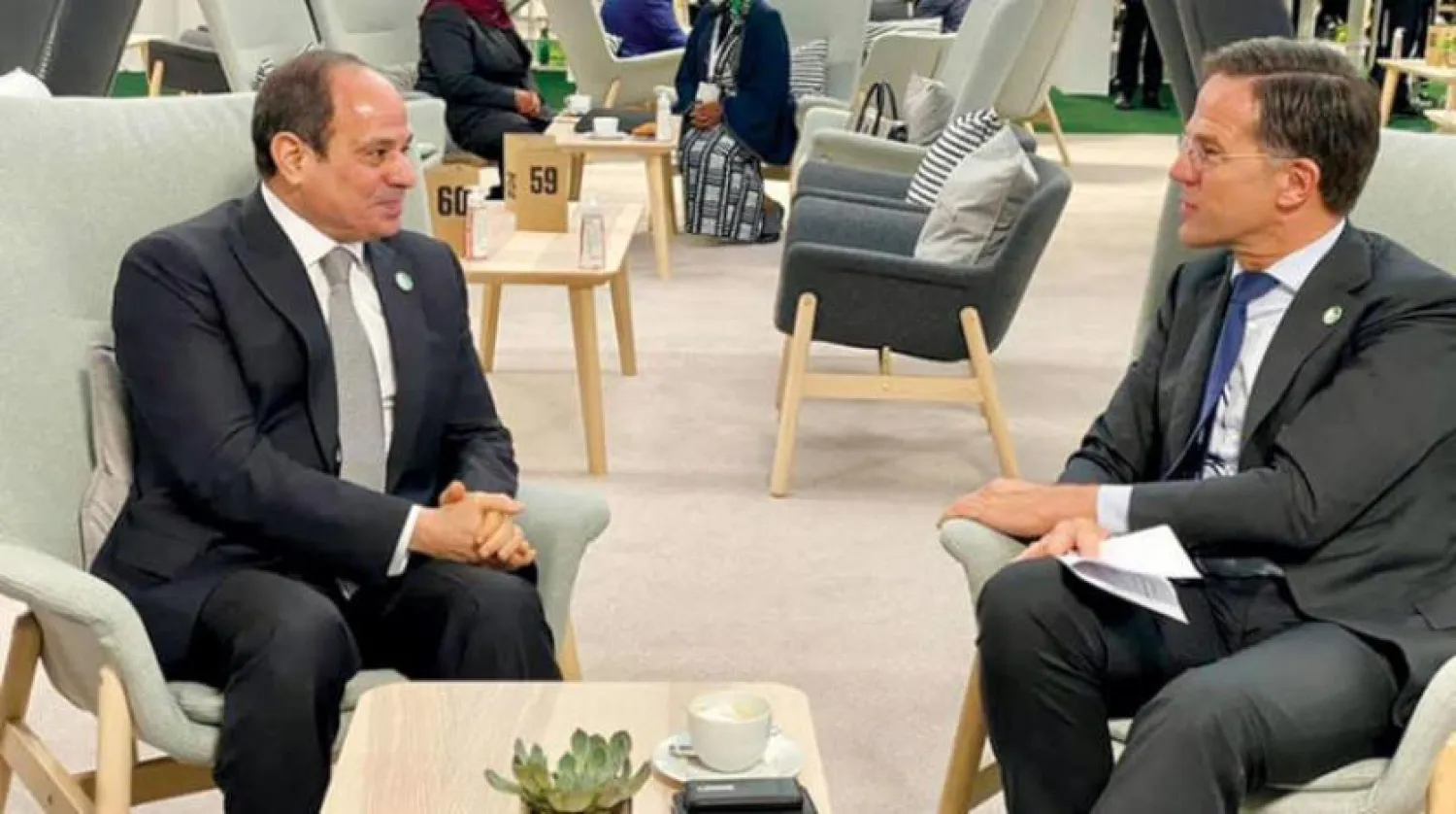 Sisi meets the Dutch PM in Glasgow on Monday. (Egyptian presidency spokesman)