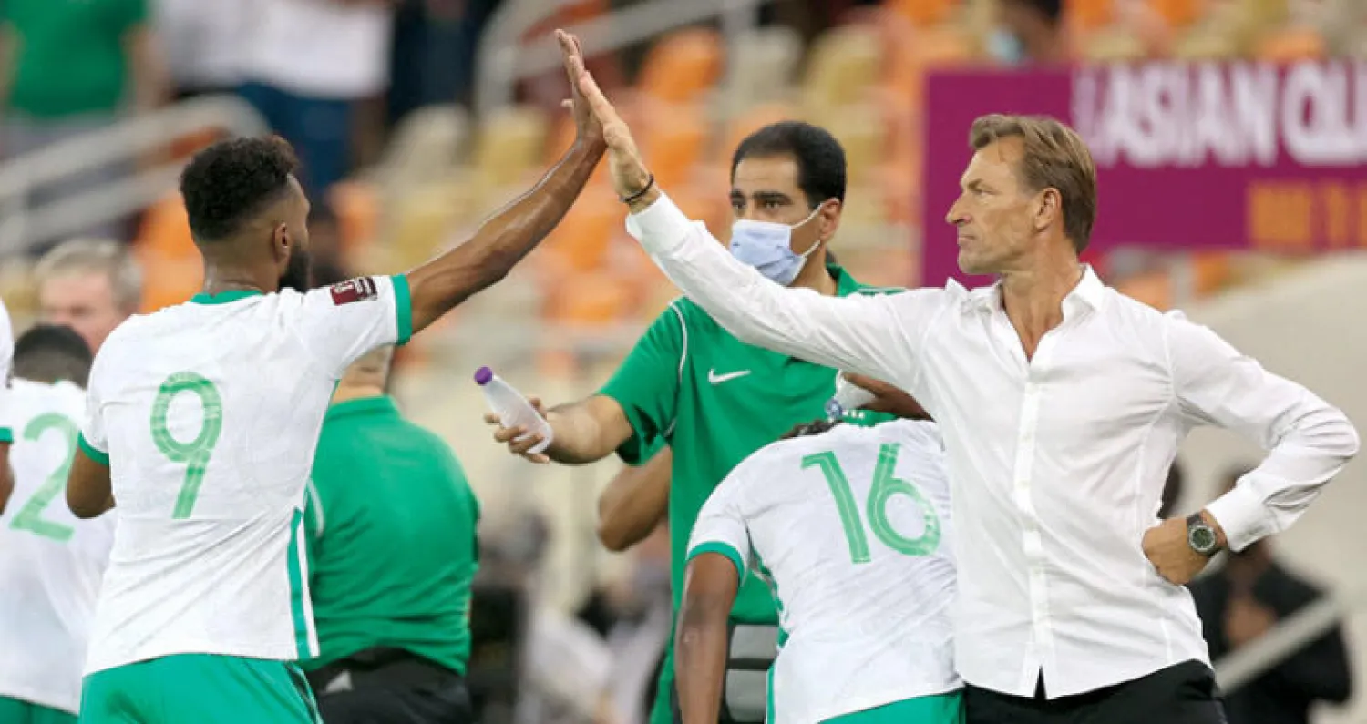 رينارد فضّل الوجود مبكراً في سيدني قبل مواجهة أستراليا (الشرق الأوسط)