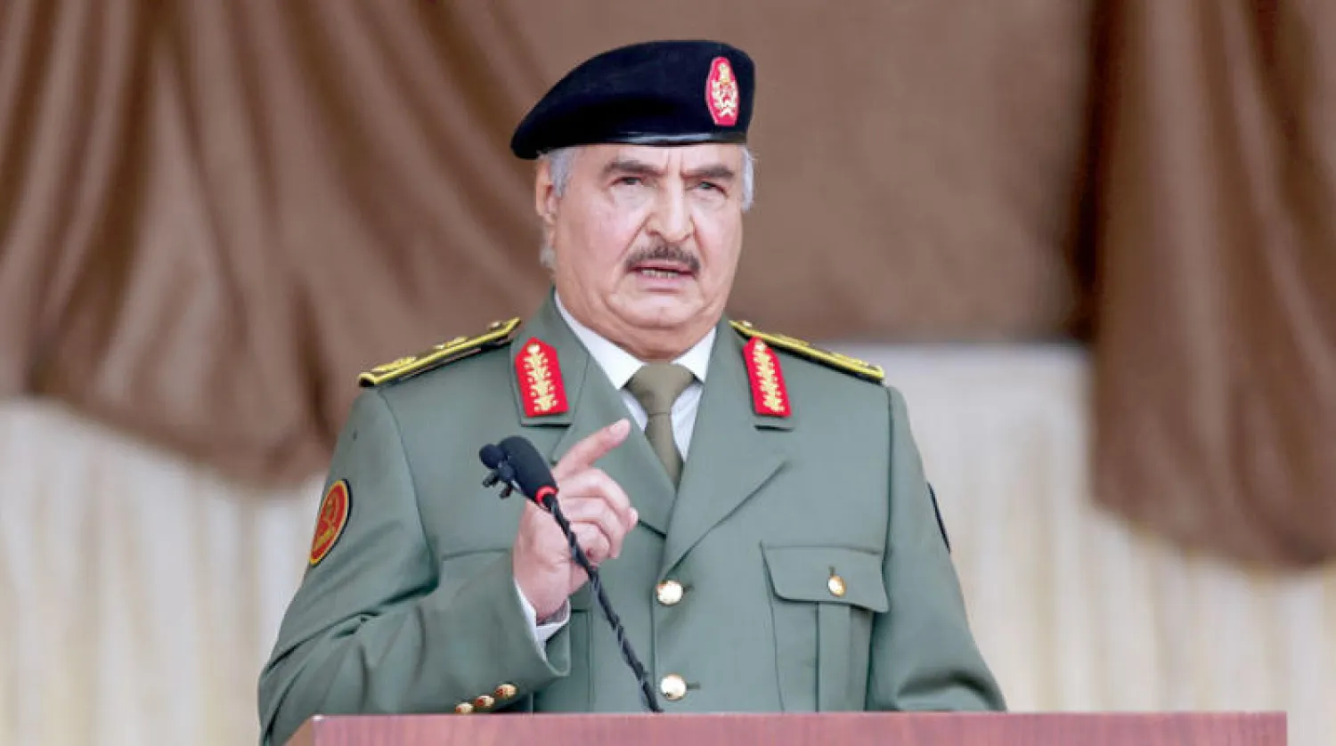 المشير خليفة حفتر (رويترز)