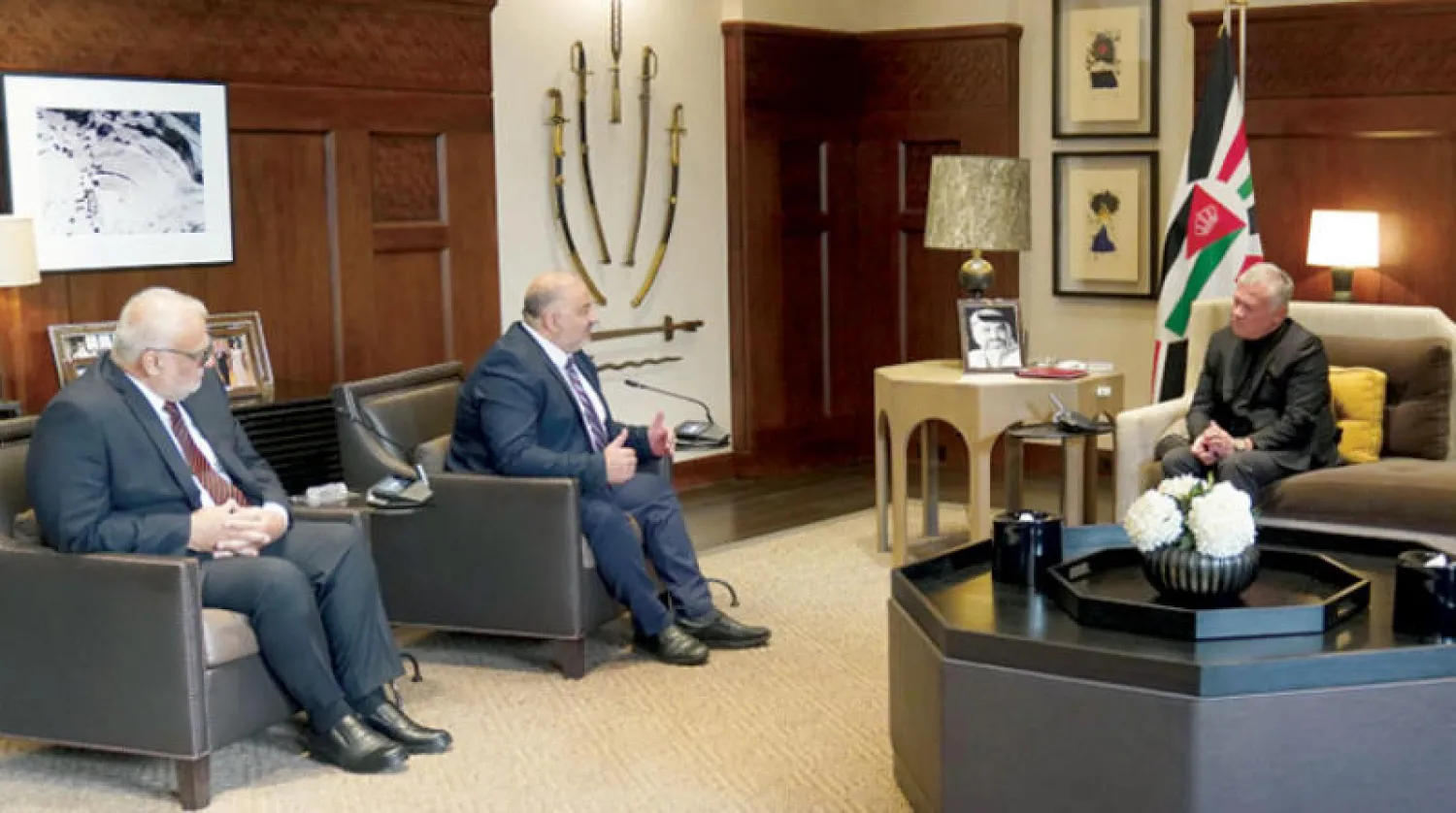 الملك عبد الله الثاني استقبل الثلاثاء رئيس «القائمة العربية الموحدة» في الكنيست الإسرائيلي منصور عباس (الديوان الملكي الأردني)