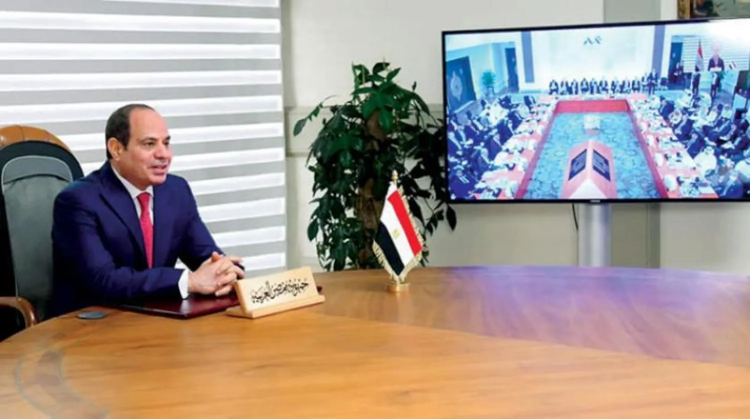 President Sisi addresses the forum. (Presidency spokesman)