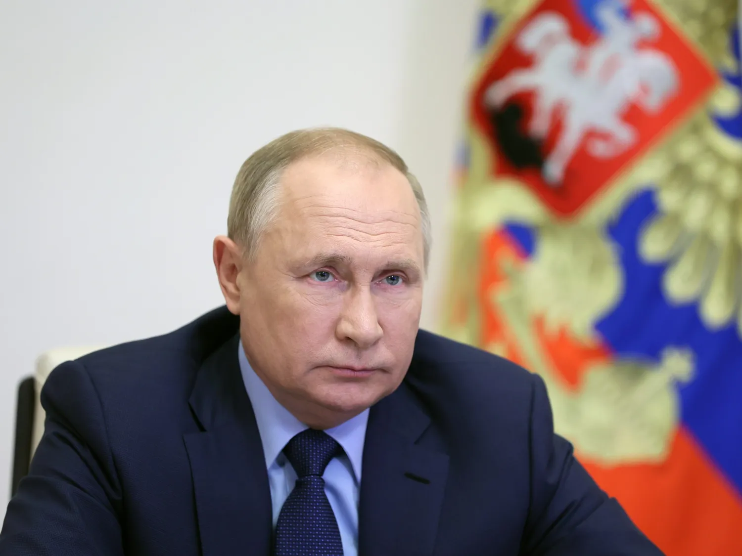 Russian President Vladimir Putin chairs a meeting with members of the government via a video link at the Novo-Ogaryovo state residence outside Moscow, Russia November 10, 2021. Sputnik/Mikhail Metzel/Kremlin via REUTERS 

