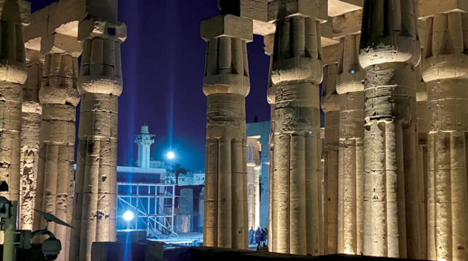 الاستعدادات داخل معبد الأقصر لتنظيم احتفال طريق الكباش