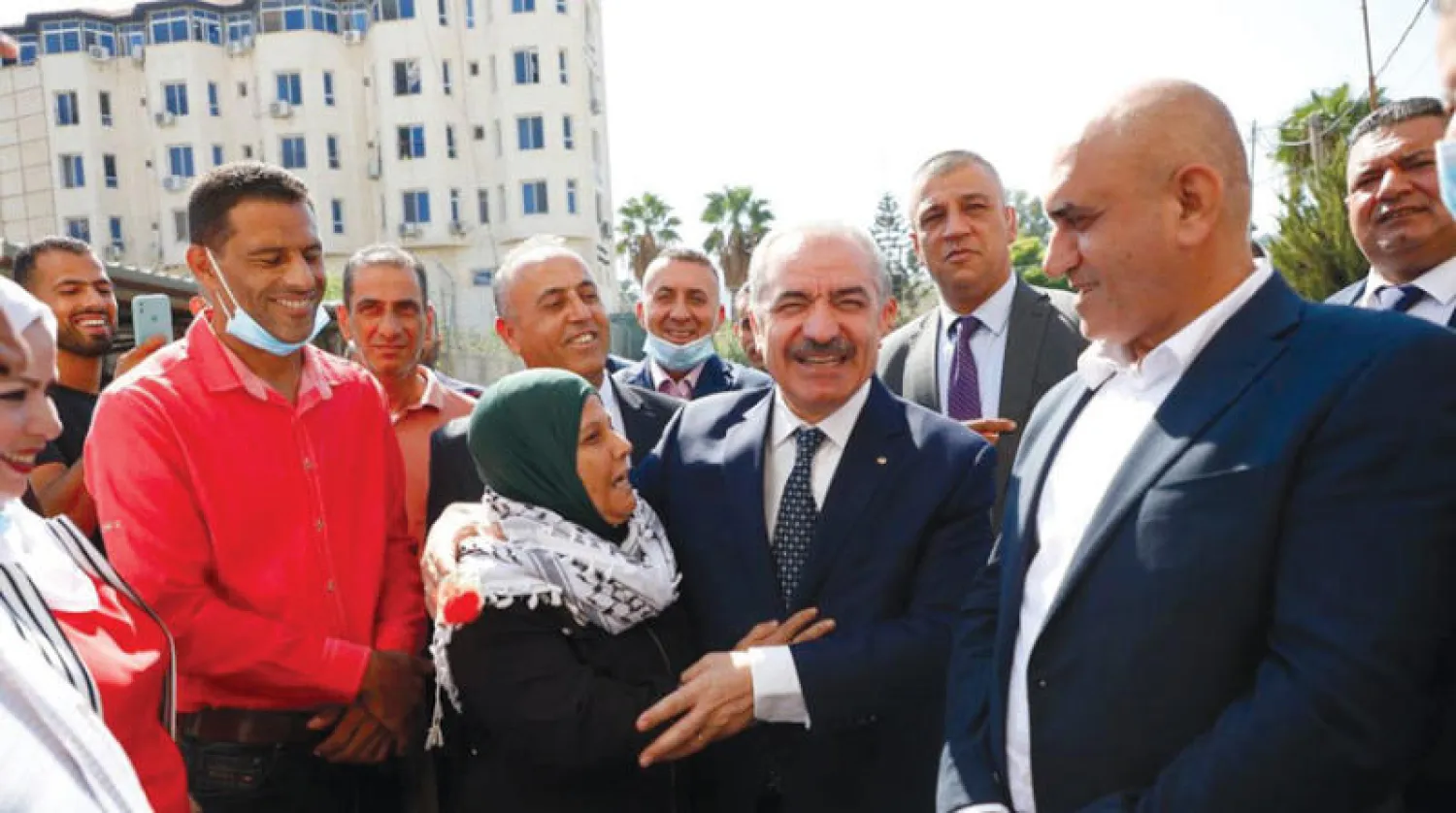 رئيس الوزراء محمد أشتية في مدينة جنين لعقد جلسة الحكومة (وفا)