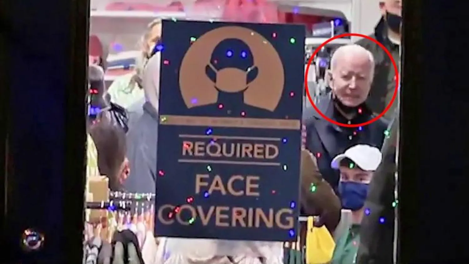 الرئيس الأميركي جو بايدن يتسوق من دون وضع الكمامة (فوكس نيوز)