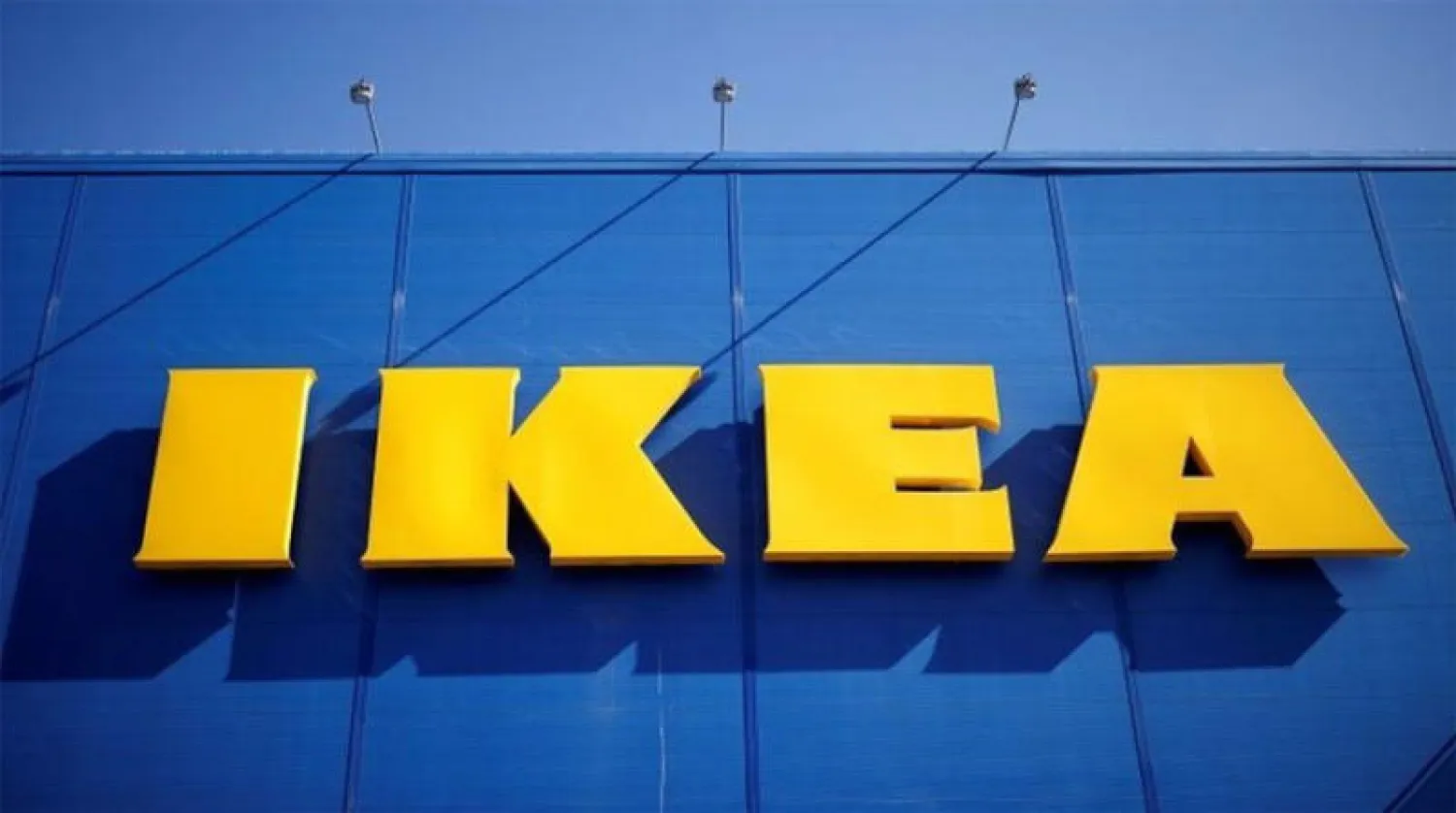 زبائن يضطرون لقضاء ليلتهم في «إيكيا» جراء هطول الثلوج في الدنمارك