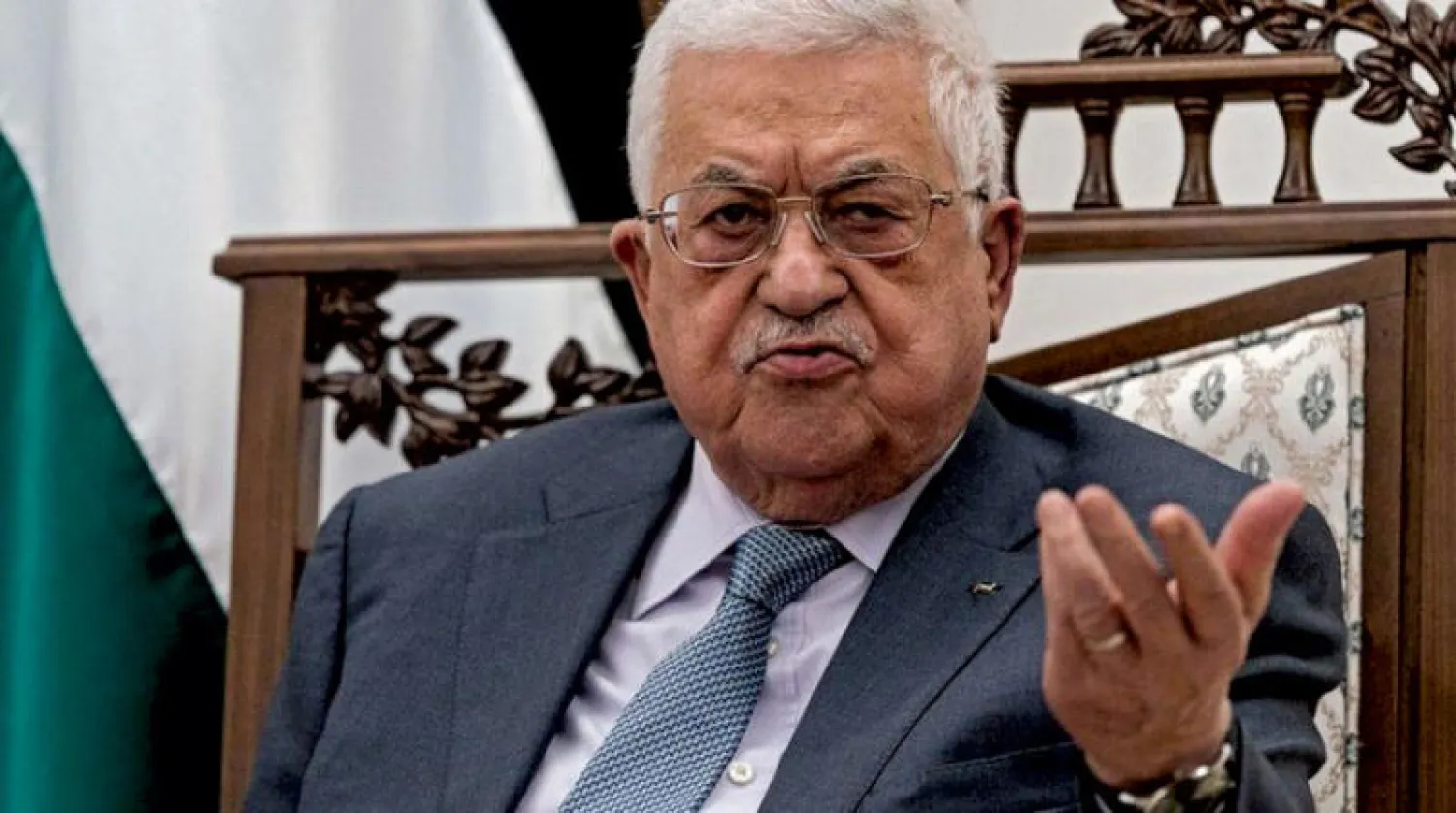 الرئيس محمود عباس يفتتح المبنى الجديد لسفارة دولة فلسطين في الجزائر (أ.ف.ب)