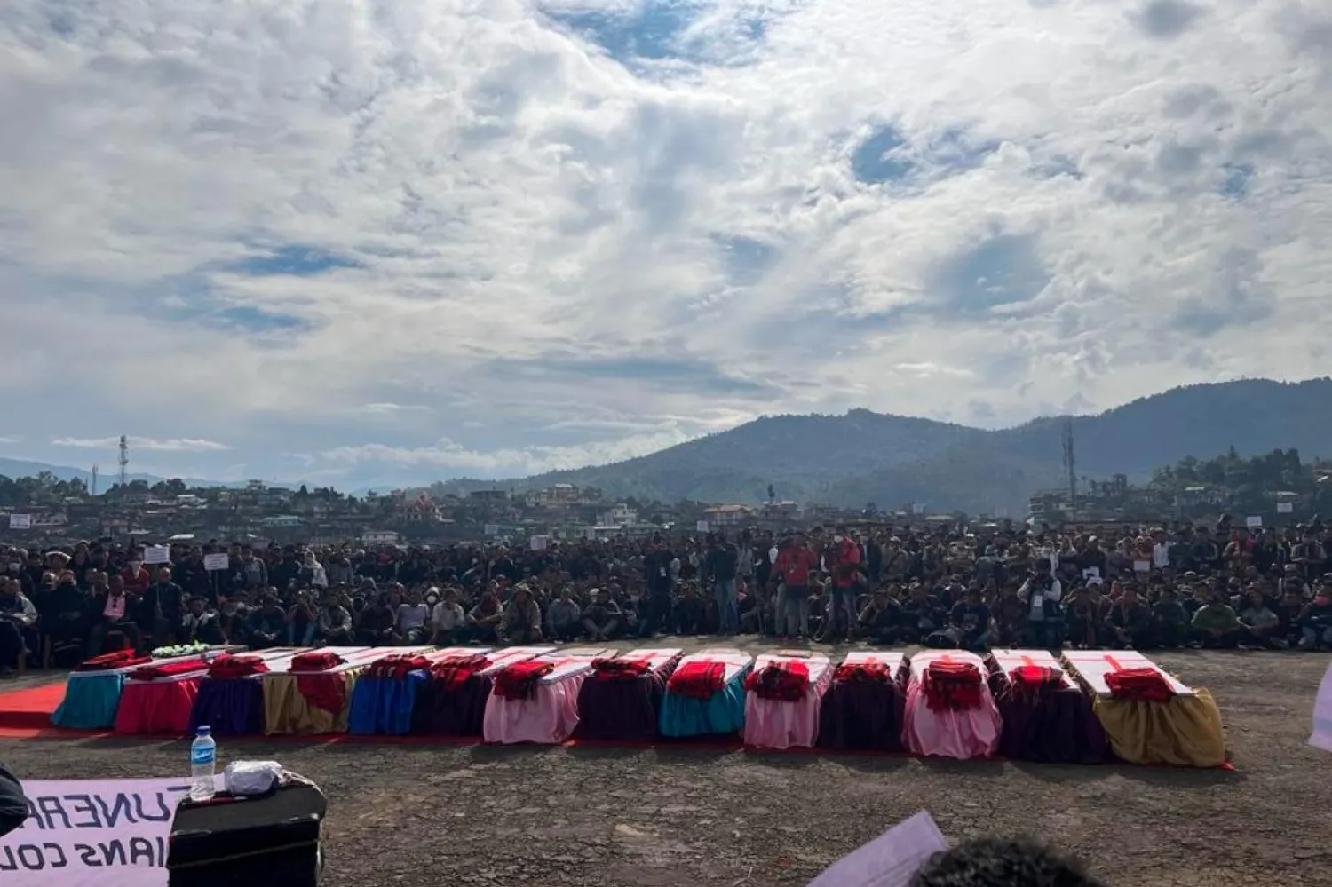 Nagaland eyaleti, öldürülenlerin ailelerine 500 bin Hindistan rupisi (yaklaşık 90 bin TL) tazminat verileceğini duyurdu (AP)