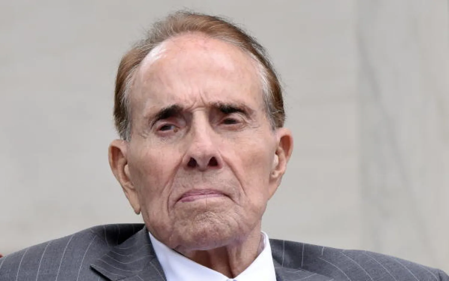 أرشيفية للسياسي الجمهوري بوب دول (إ.ب.أ)