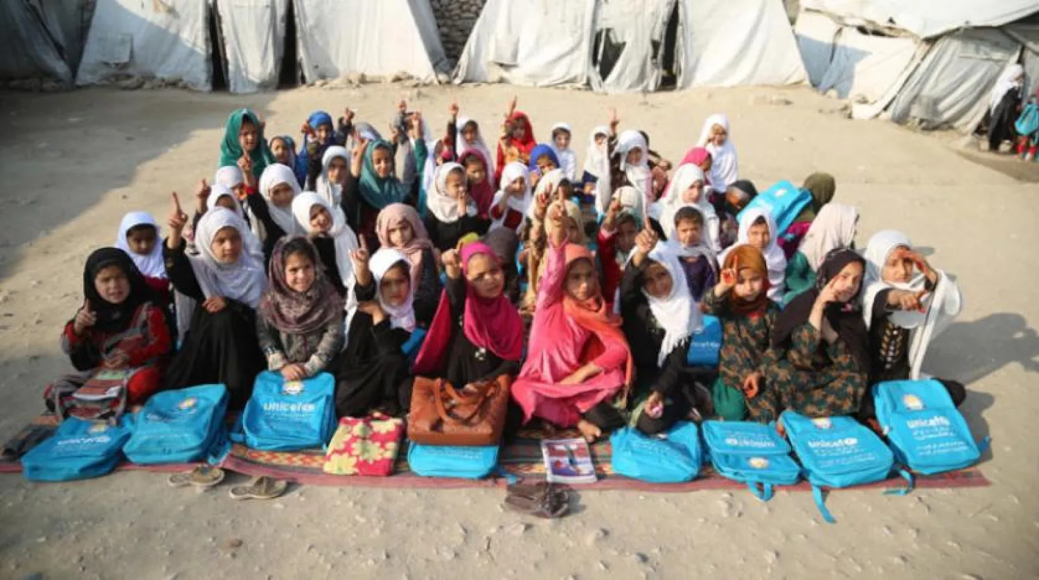 Temel hizmetlere erişimi olan çocuk sayısı azalıyor (EPA)