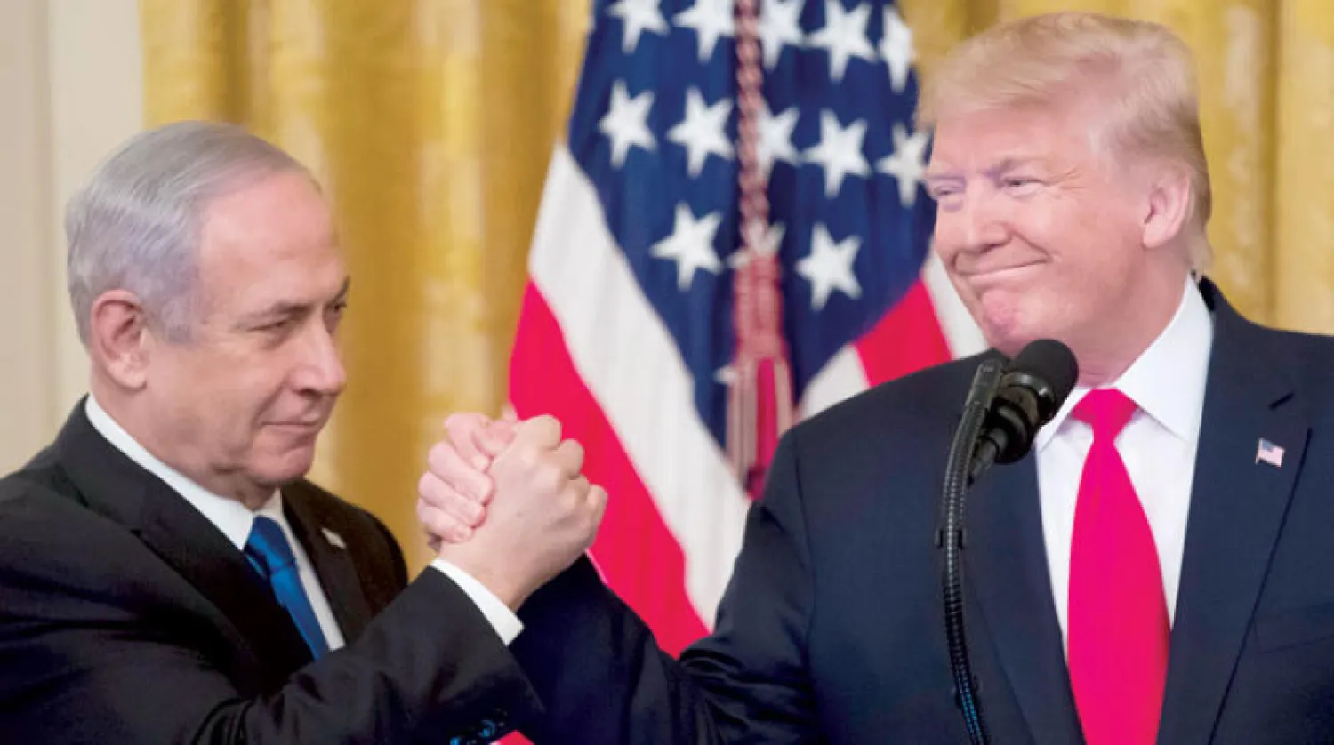 ترمب ونتنياهو في مايو (أيار) 2017 بعد خطاب للرئيس الأميركي السابق بالقدس (إ.ب.أ)