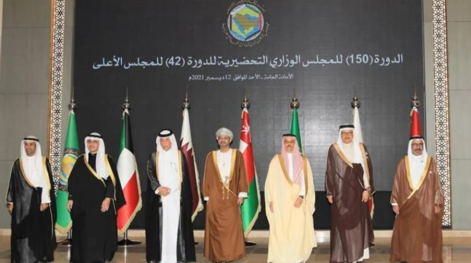 The foreign ministers of the Gulf and GCC chief meet in Riyadh. (Asharq Al-Awsat)