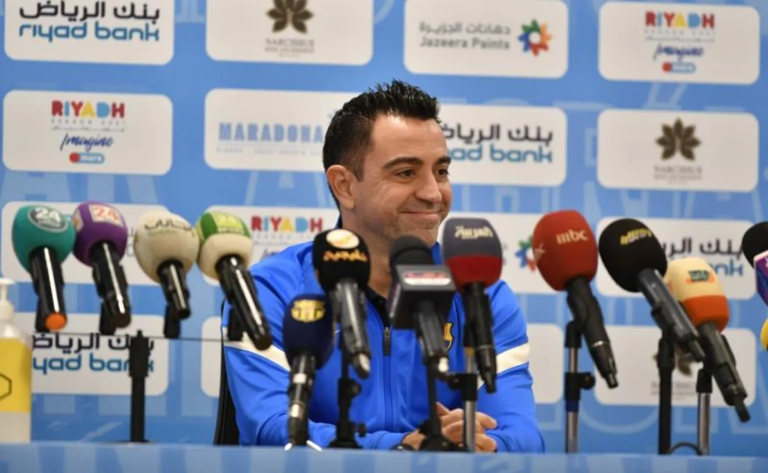 جانب من المؤتمر الصحافي لتشافي هيرنانديز مدرب فريق برشلونة الإسباني (تصوير: بشير صالح)