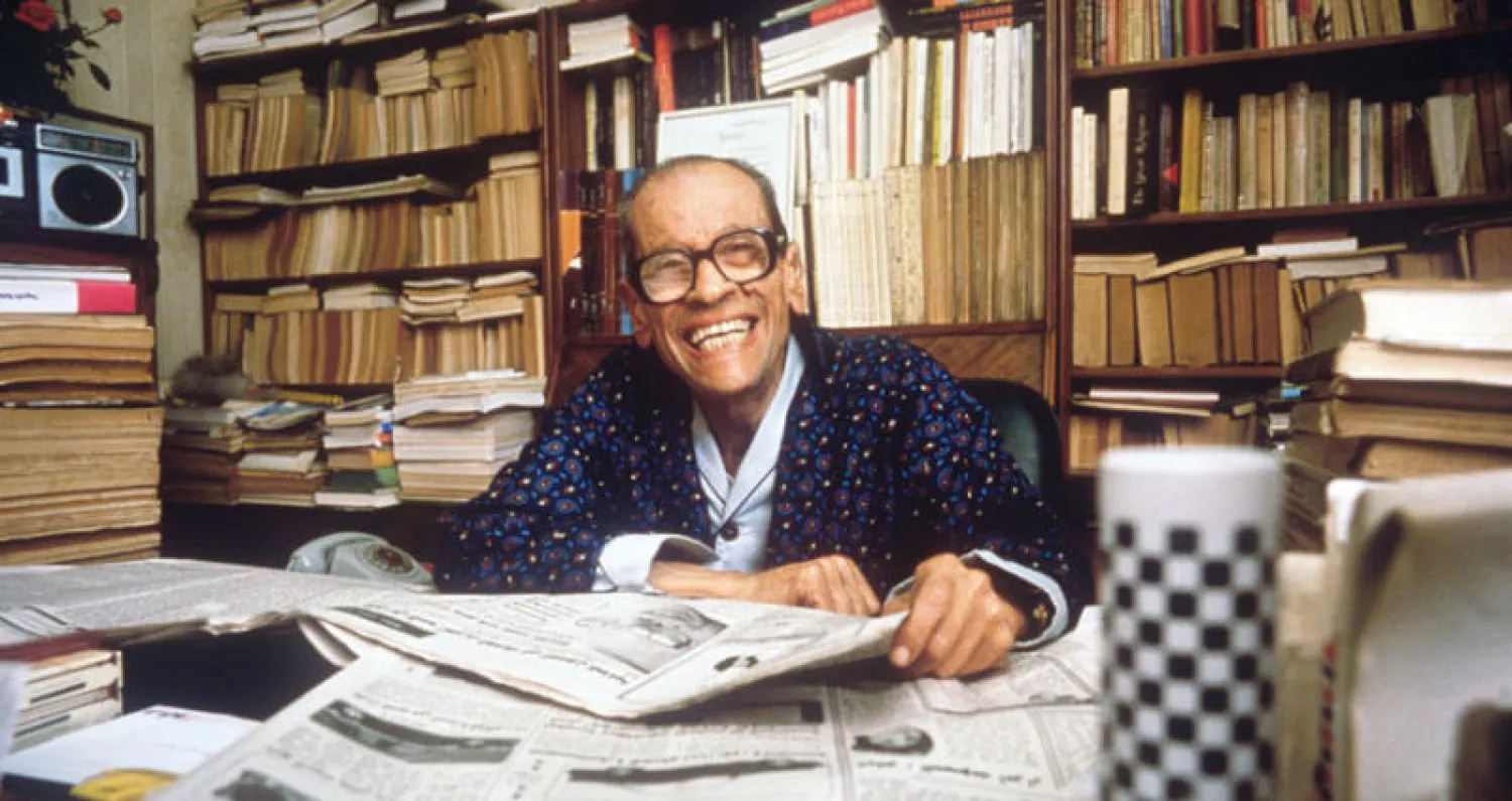 الأديب الراحل نجيب محفوظ (غيتي)