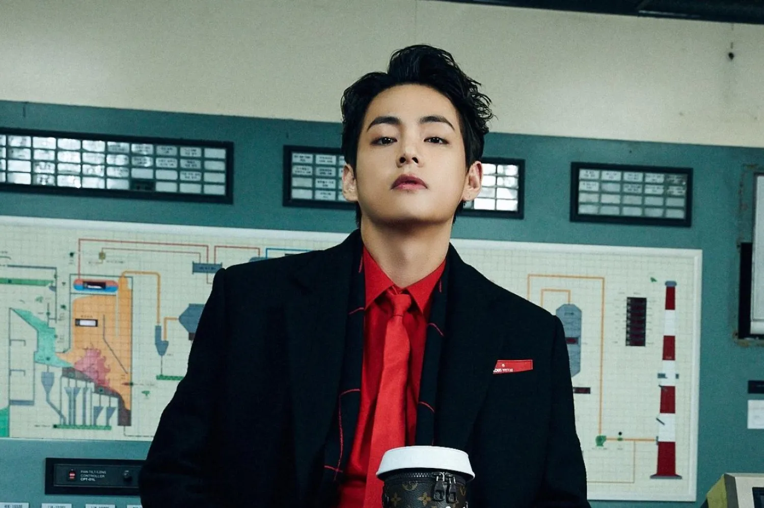 V'nin Instagram'da şu an 25,7 milyon takipçisi bulunuyor (Twitter/@BTS_twt)