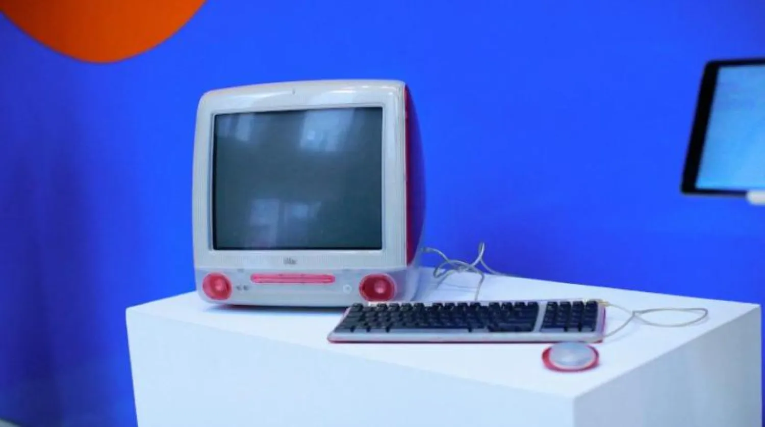 Jimmy Wales’in siteyi kurarken kullandığı kişisel bilgisayarı (AFP)