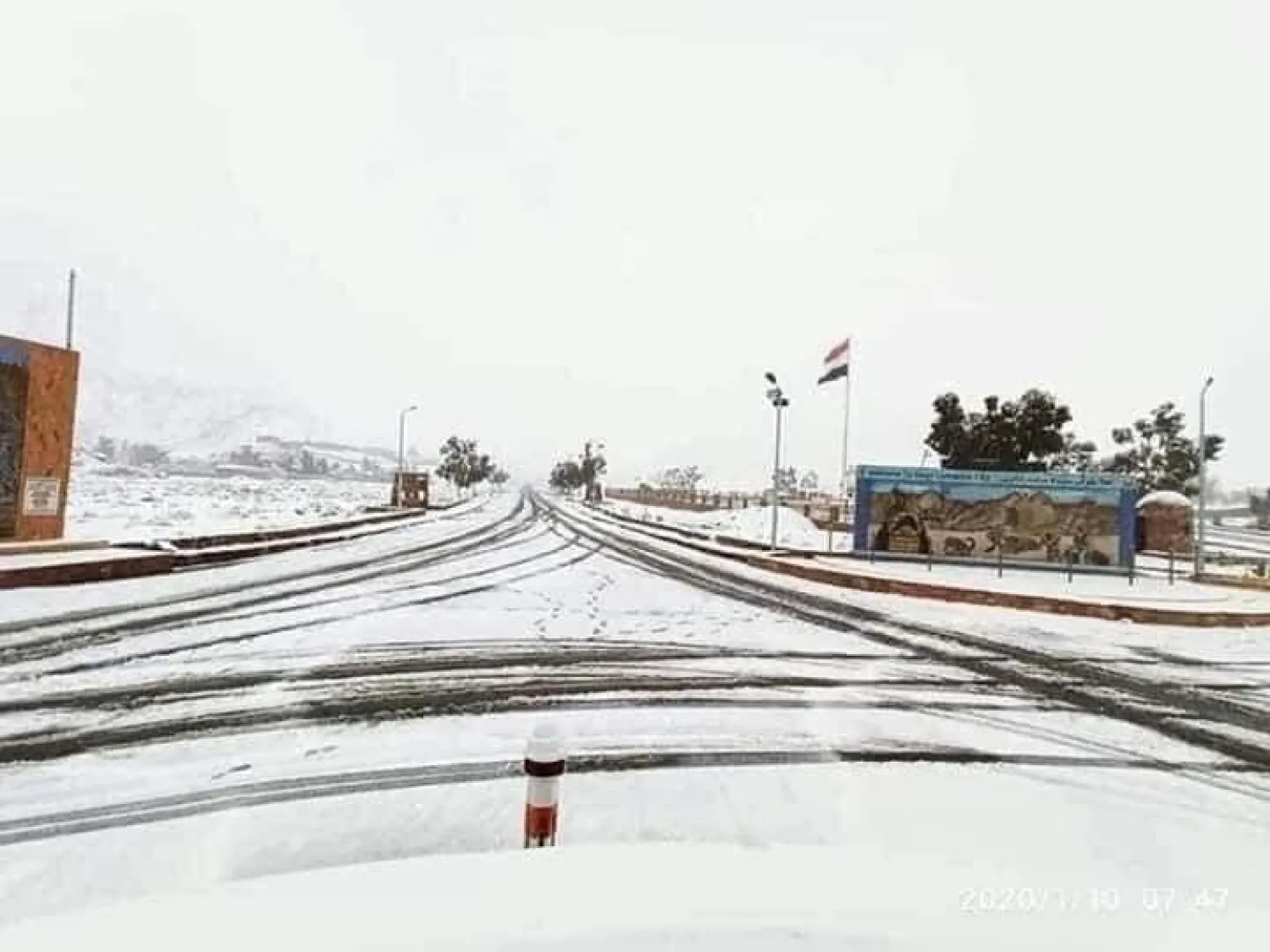 صورة تداولها رواد مواقع التواصل الاجتماعي لمدينة سانت كاترين تظهر انتشار الثلوج بها