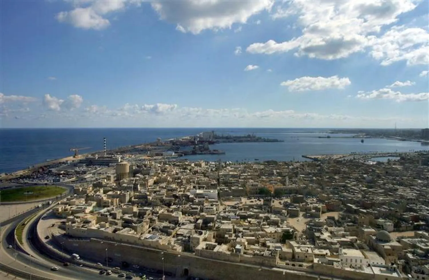 A general view shows Tripoli's Old City September 9, 2007. REUTERS/Zohra Bensemra