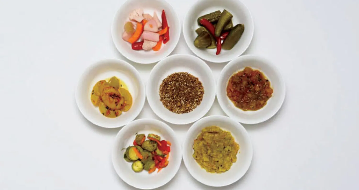 المخلل دخلت إليه الفاكهة بالإضافة إلى الخضراوات التقليدية المعروفة