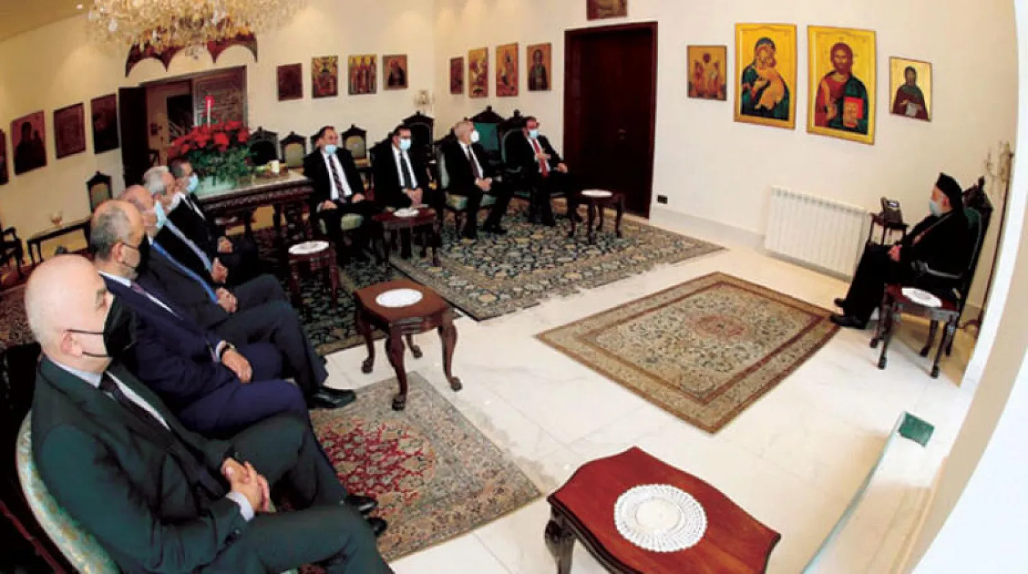 وفد من حزب «القوات» زار متروبوليت بيروت للروم الأرثوذوكس المطران إلياس عودة أمس أمس (القوات اللبنانية)