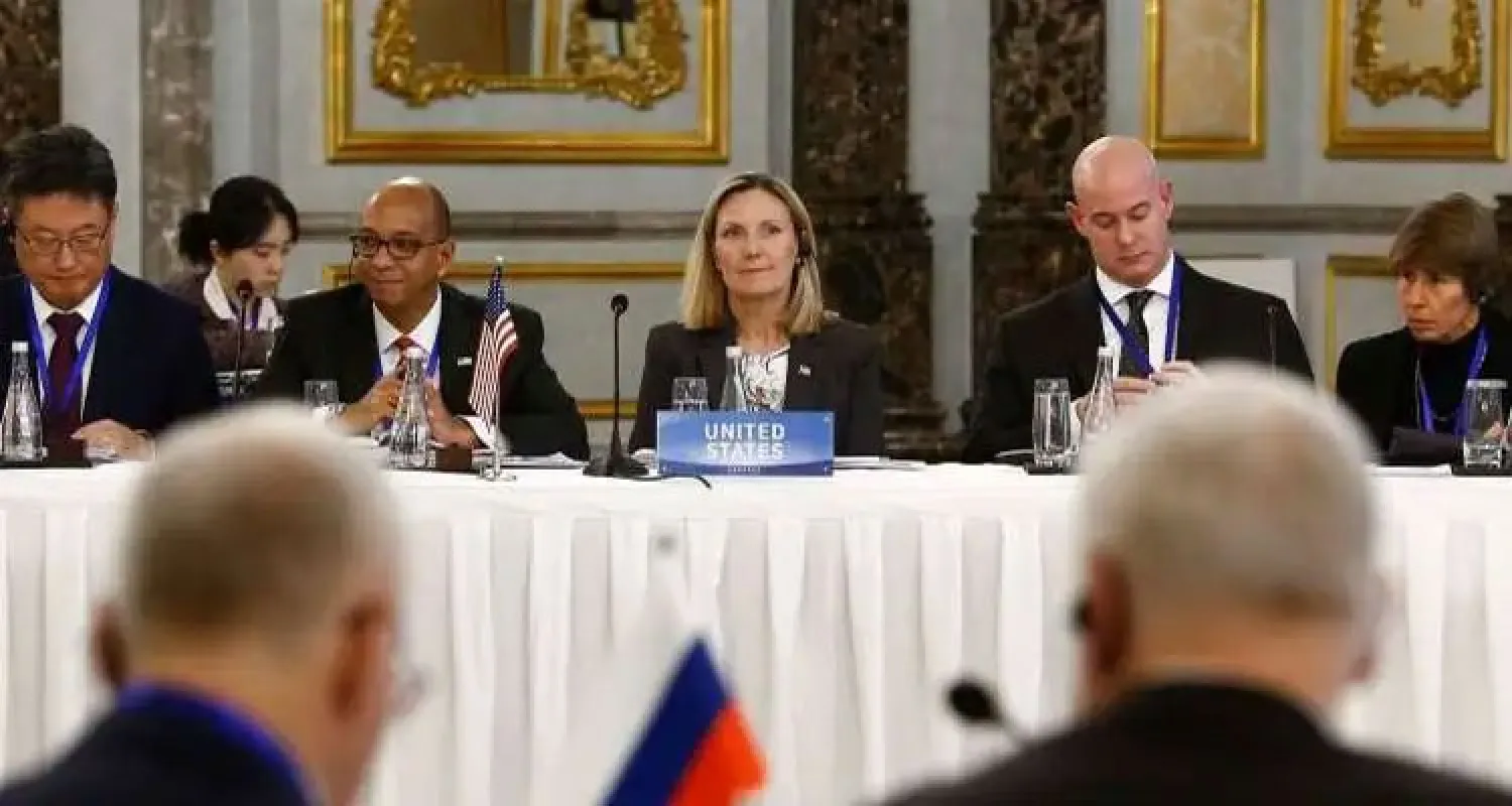 «الخماسي النووي» يتعهد تقليص المخاطر الاستراتيجية في العالم