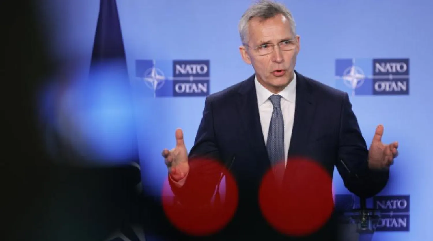 NATO Genel Sekreteri Jens Stoltenberg, Brüksel'deki NATO karargahında düzenlediği basın toplantısında (AP)

