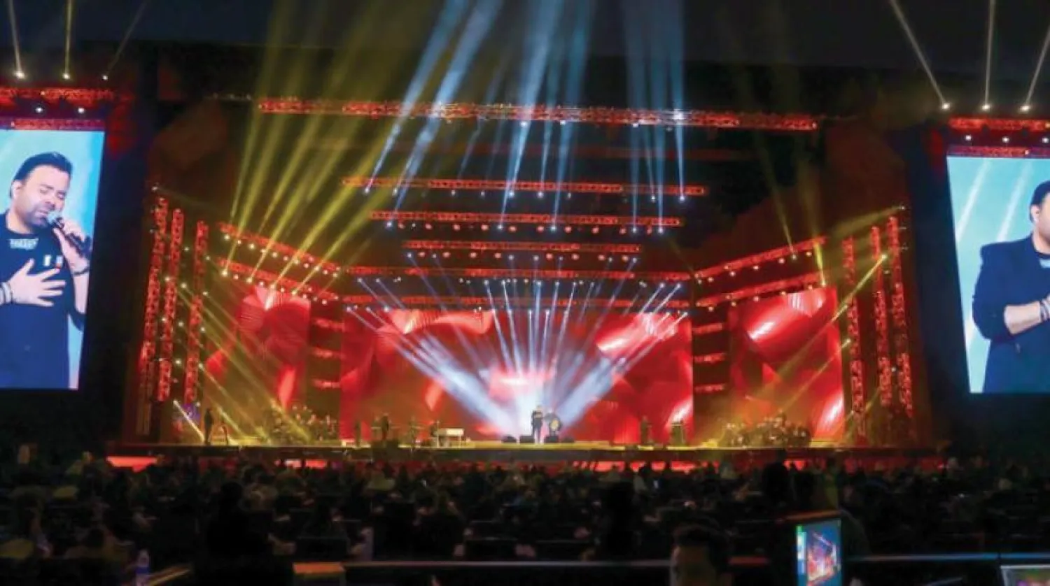 Assi El-Hallani Riyad’daki konser sırasında (Fotoğraf: Beşir Salih)
