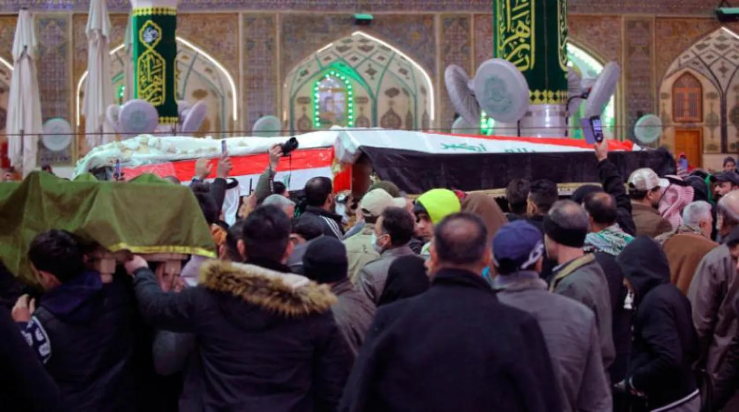 تشییع جنازه سربازان کشته شده در حمله روز گذشته داعش در استان دیالی در شمال شرق بغداد (AP)