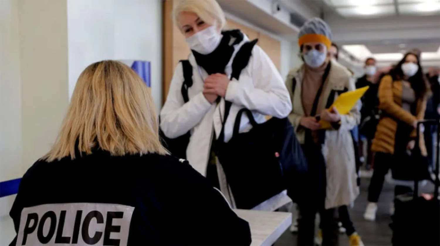 أوروبا تجري تعديلاً جذرياً على قيود «كورونا» للمسافرين