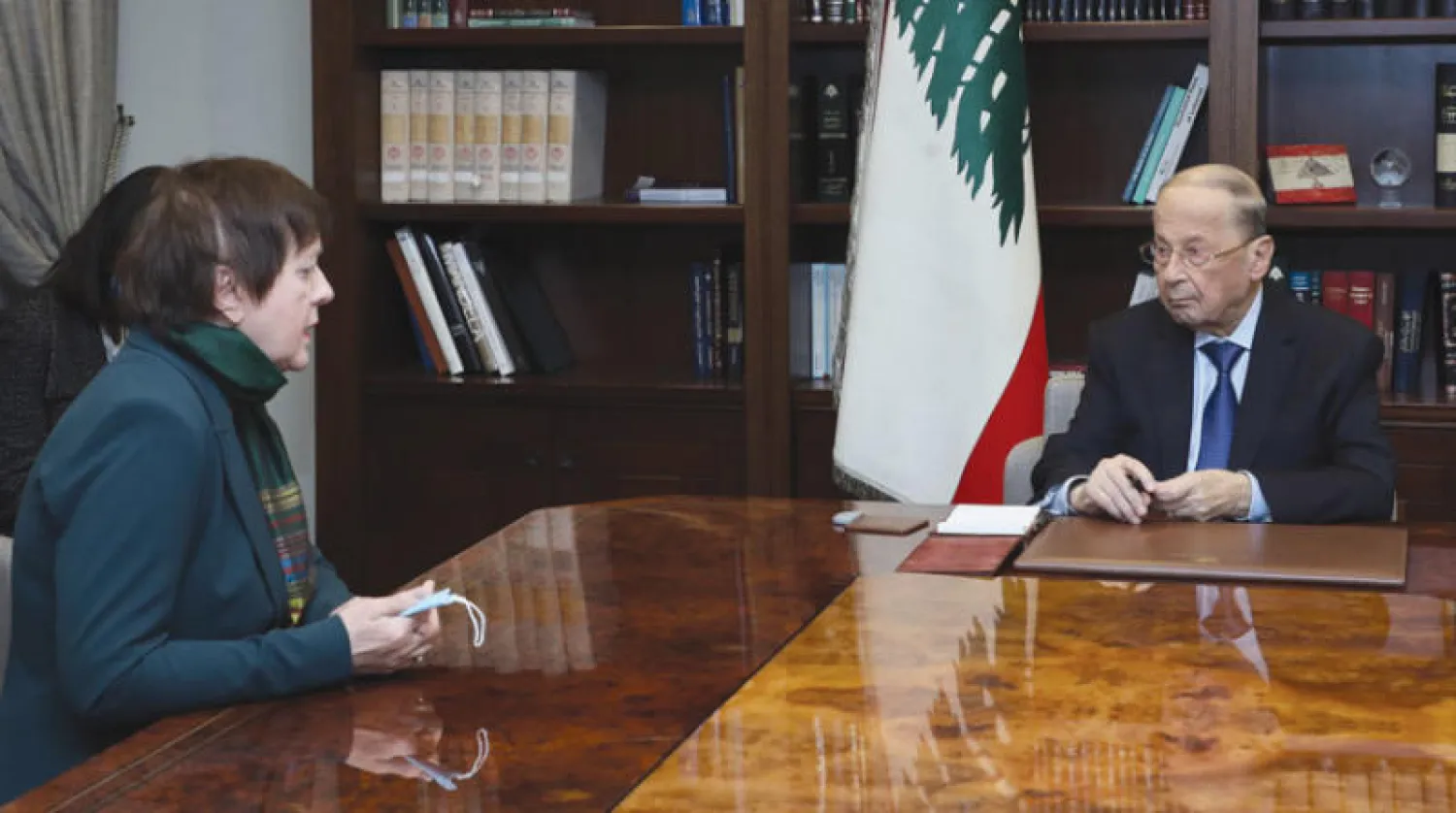 الرئيس ميشال عون لدى استقباله المنسقة الخاصة للأمم المتحدة أمس (دالاتي ونهرا)