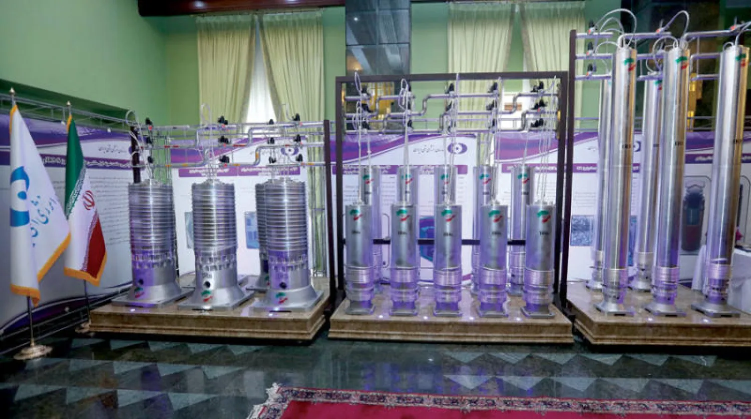 أجهزة الطرد المركزي المتقدمة في معرض الصناعة النووية في طهران أبريل 2021 (رويترز)