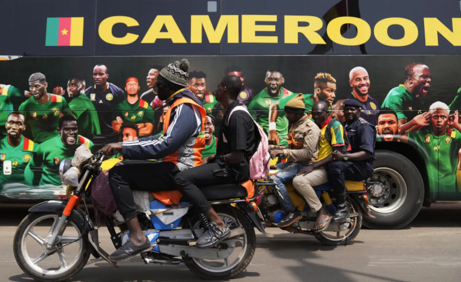 تأمل الكاميرون الاستفادة من دعم الجماهير أمام مصر (أ.ب)