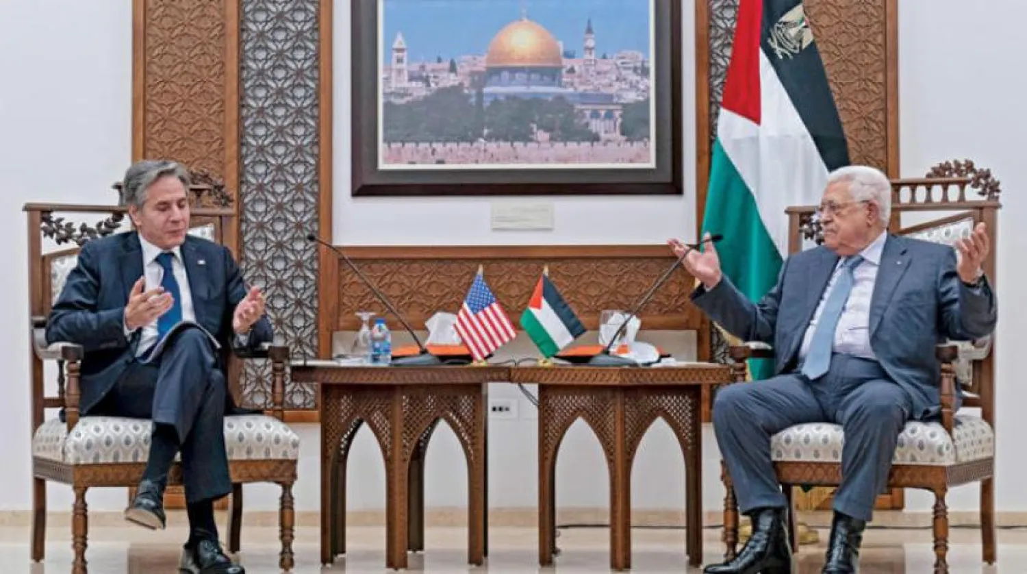 Filisitin Devlet Başkanı Mahmud Abbas, ABD Dışişleri Bakanı Antony Blinken ile geçen mayıs ayında Ramallah’ta bir araya geldi. (Getty)