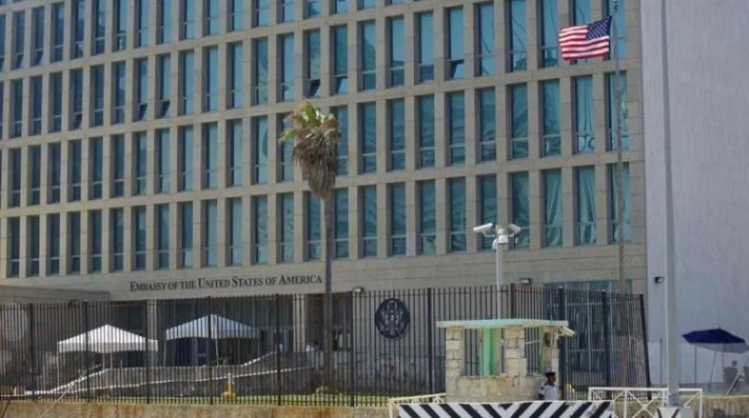 مقر السفارة الأميركية في كوبا التي ظهرت فيها المتلازمة لأول مرة (رويترز)