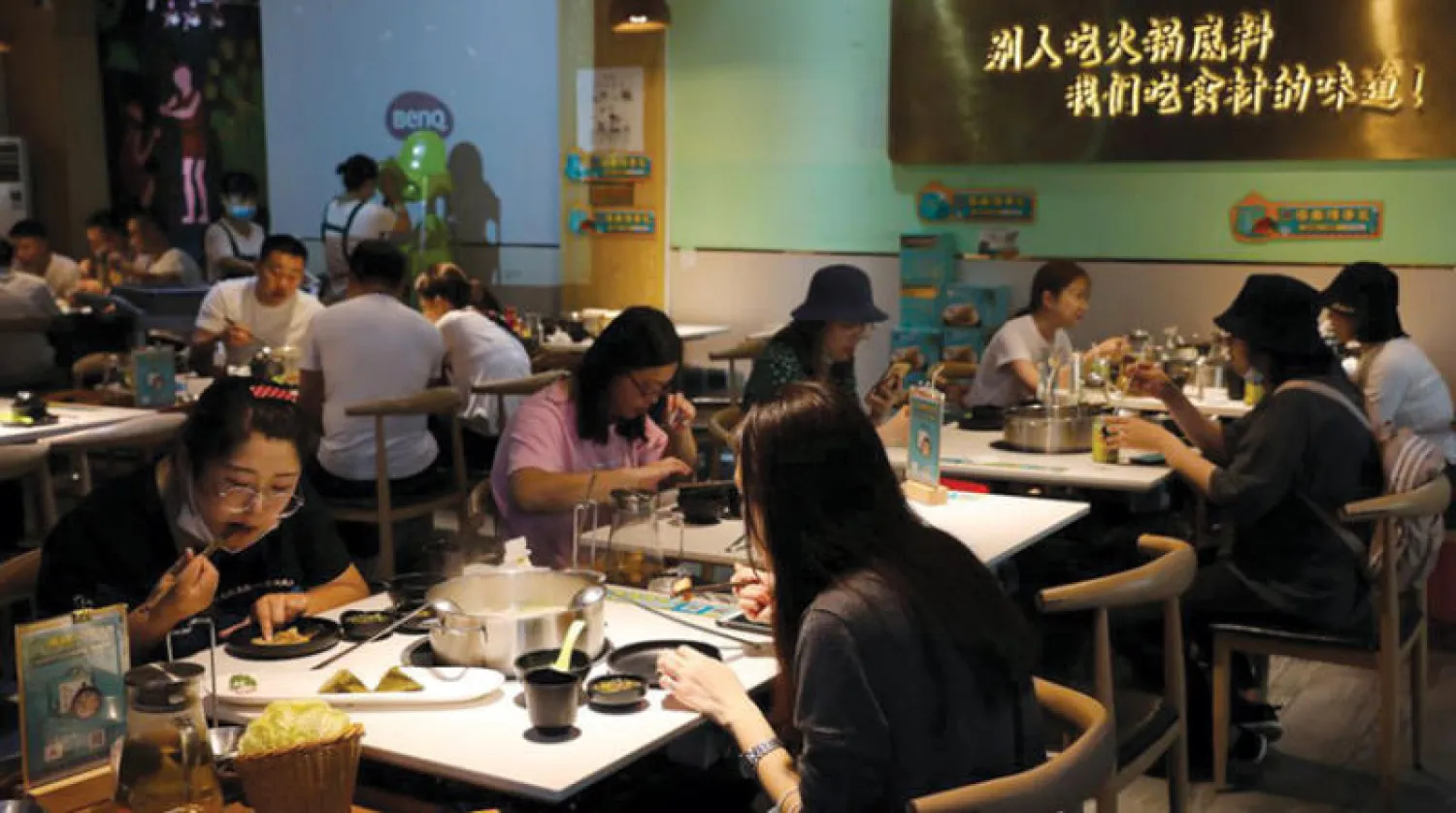 أظهر تقرير اقتصادي استمرار نمو قطاع الخدمات في الصين خلال يناير (رويترز)