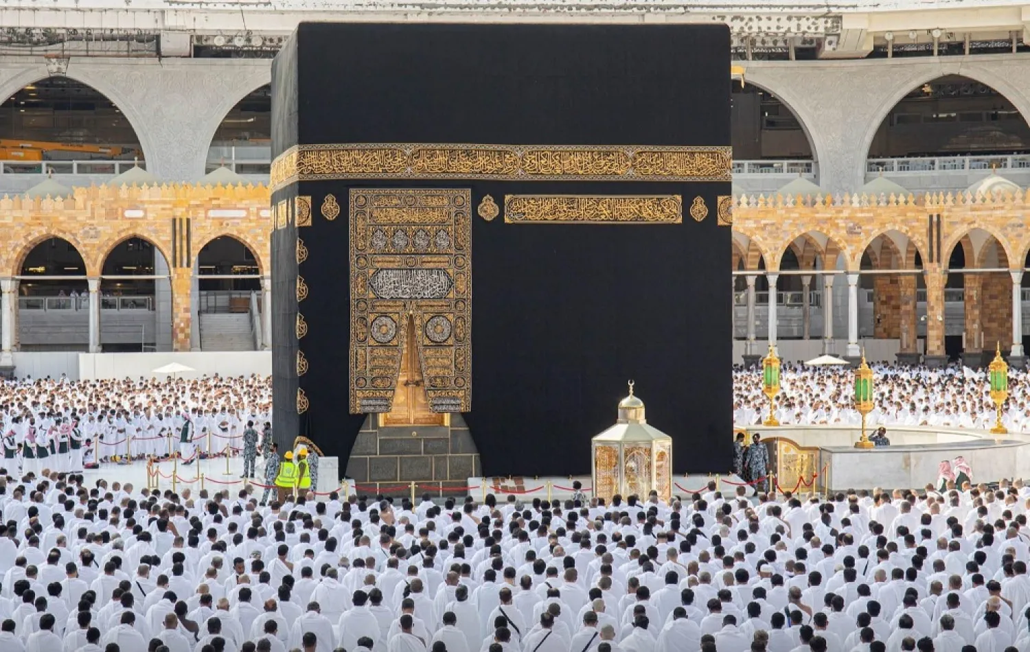 Worshippers perform Friday prayers at the Grand Mosque (SPA file photo)