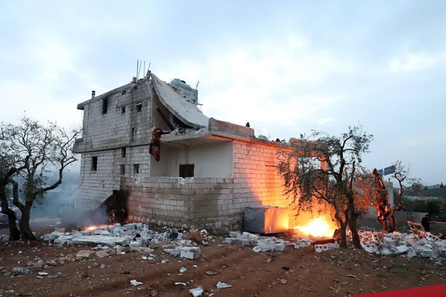 Suriye’nin Atme beldesinde DEAŞ lideri Ebu İbrahim el-Kureyşi’nin öldürüldüğü ev (AFP)