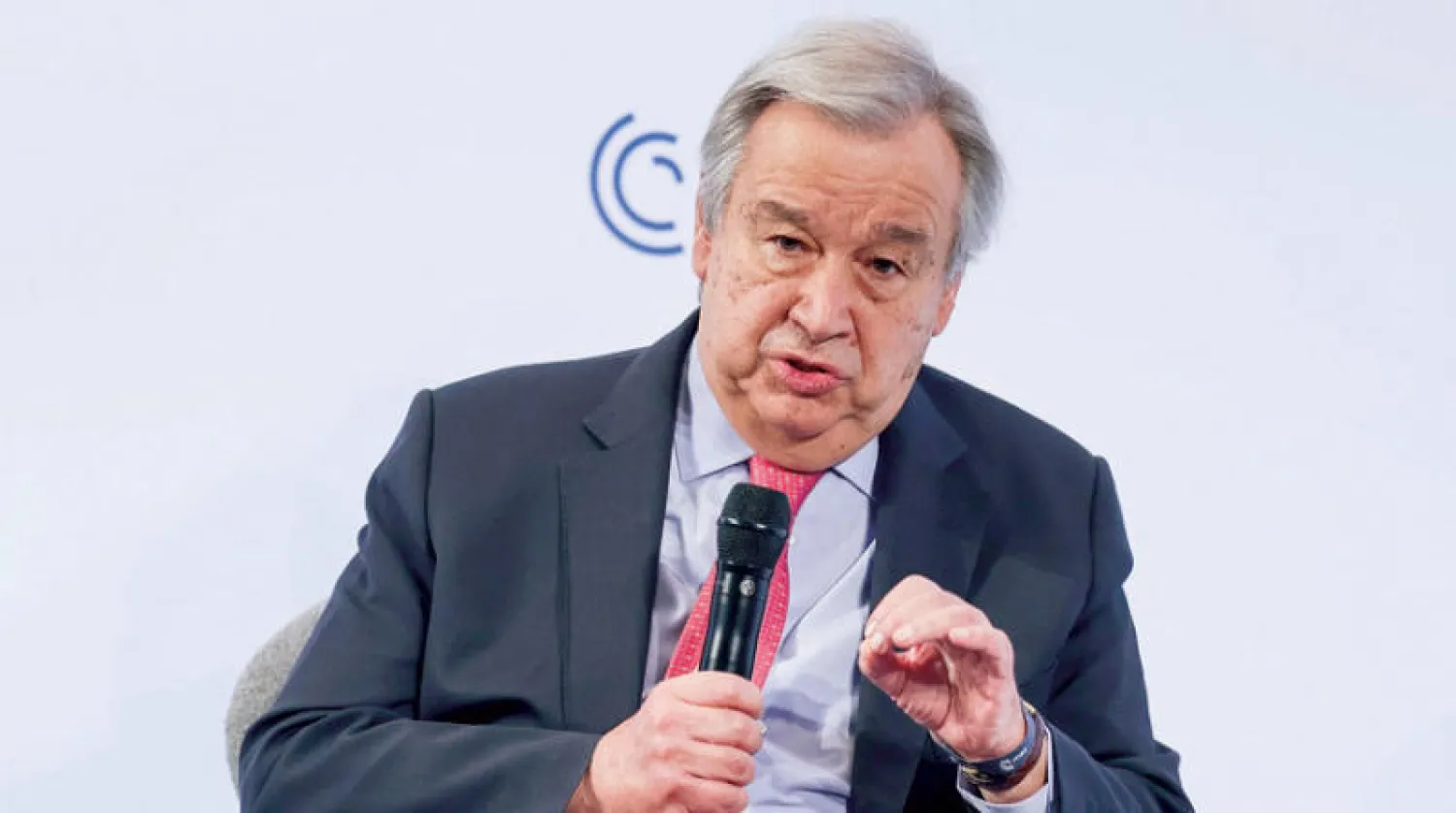 أمين عام الأمم المتحدة افتتح المؤتمر وكان الصوت الأعلى الداعي للعودة للدبلوماسية لحل الأزمة (إ.ب.أ)