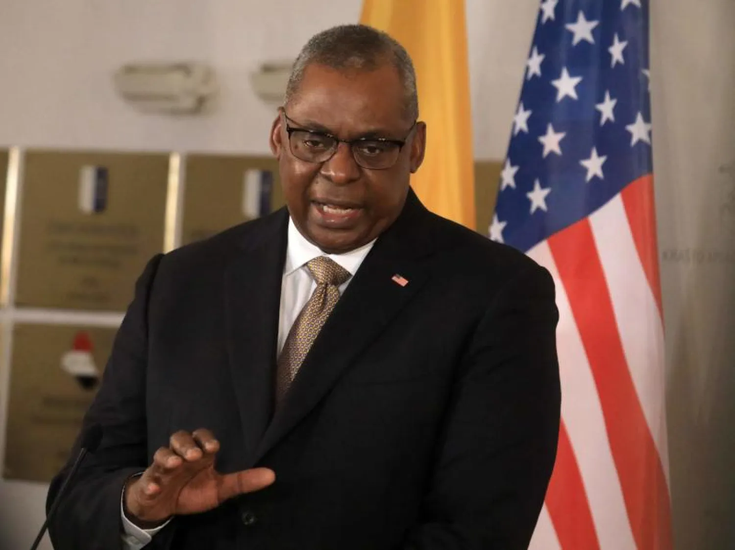 وزير الدفاع الأميركي لويد أوستن في فيلنيوس عاصمة ليتوانيا (أ.ف.ب)