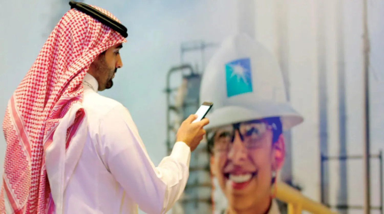 اكتمال صفقة الاستحواذ على حصة «أرامكو لإمداد الغاز» لائتلاف عالمي سعودي (رويترز)