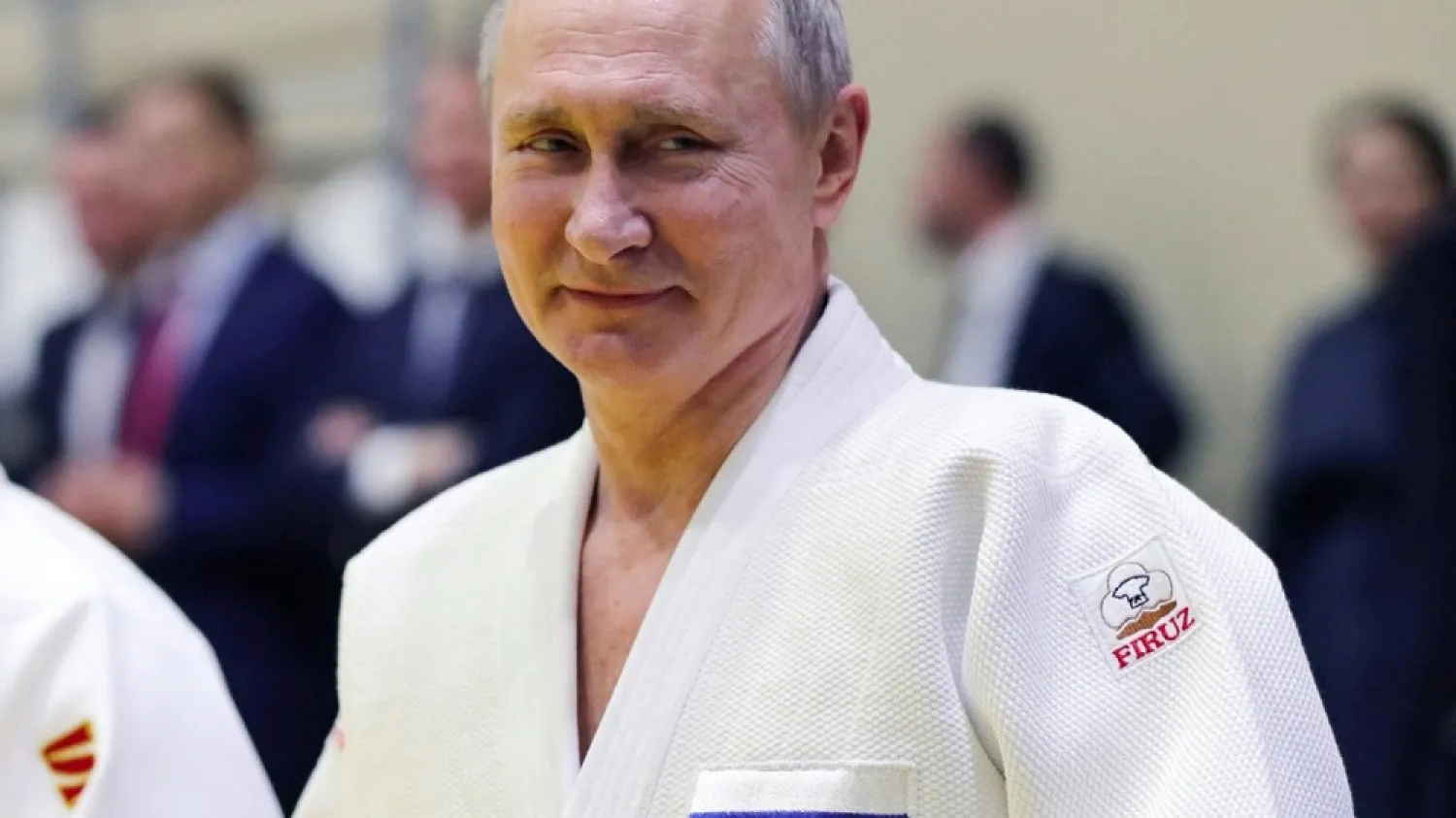 Putin in a Judogi during a session with Russian athletes. (AFP file photo)