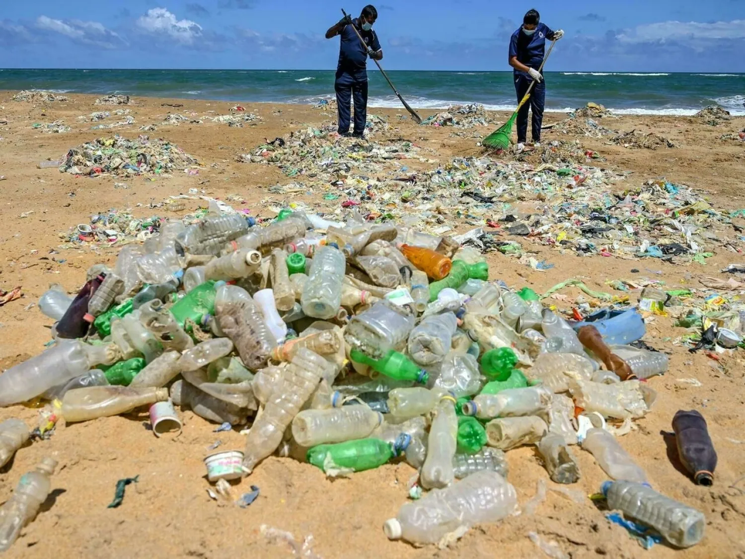 The amount of plastic trash entering the oceans is forecast to triple by 2040. Lakruwan WANNIARACHCHI AFP/File
