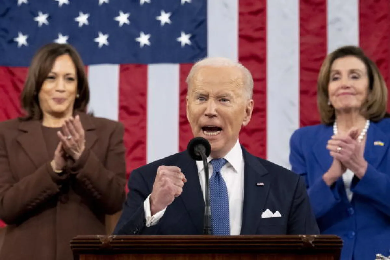 الرئيس الأميركي جو بايدن يلقي خطابه عن حالة الاتحاد (إ.ب.أ)